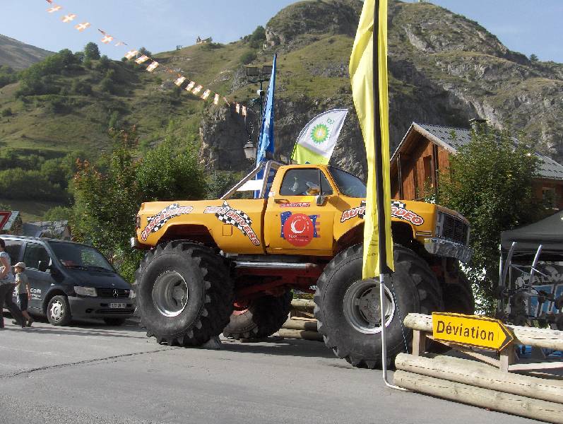 A Valloire pendant la foire 4x4 8.JPG